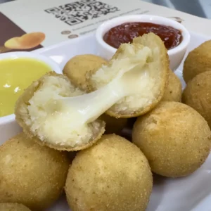 Bolinha de Queijo